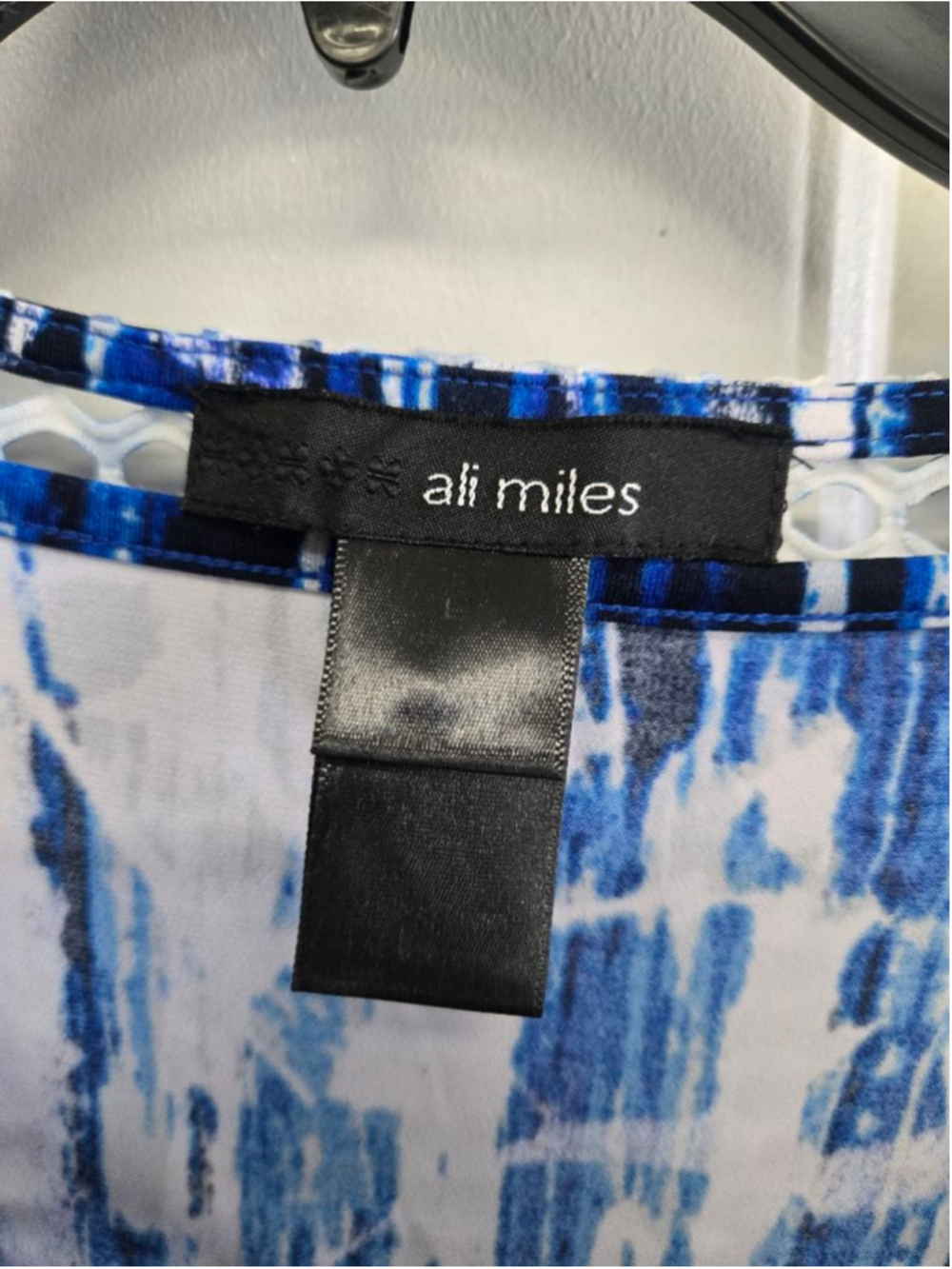 Ali Miles Women's Blue White Abstract Mesh Tunic Top Size Large Sheer Layered - Picture 3 of 5
